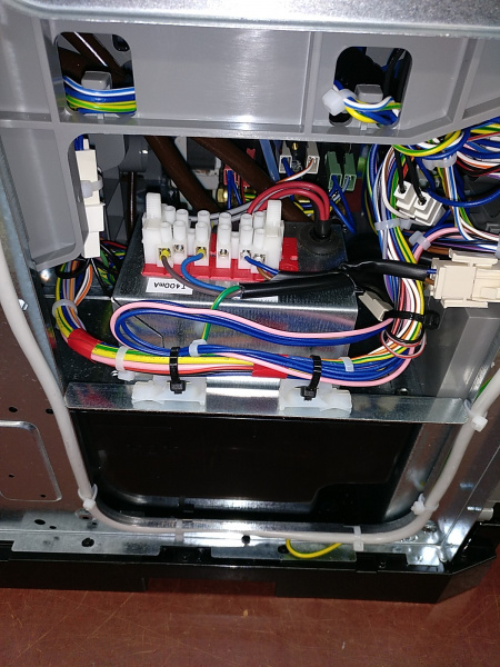 Datei:5NectaKoro Trafo.jpg