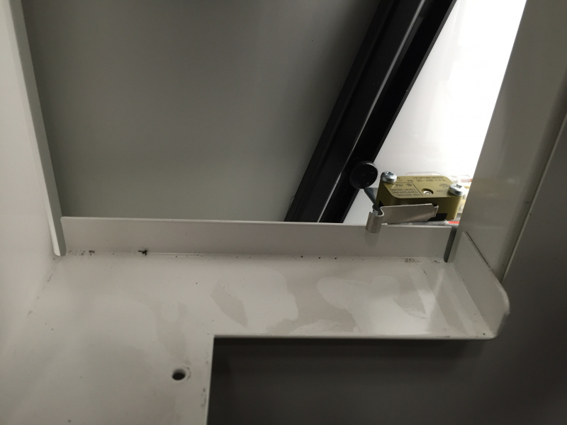 Datei:Kassenschalter klein.jpeg