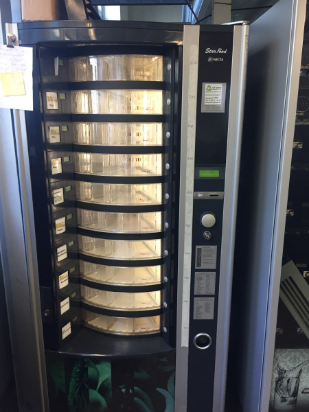 Datei:Automatenfront Necta klein.jpg